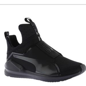 Women's Puma Fierce Cross Training Shoe size 10